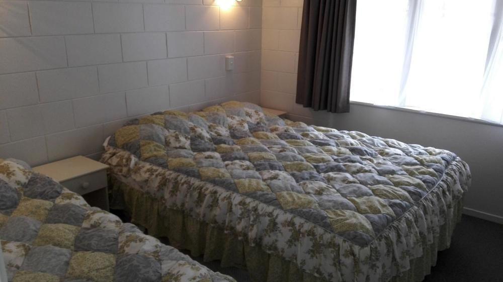 Browns Bay Olive Tree Motel & Apartment Okura Bush Dış mekan fotoğraf